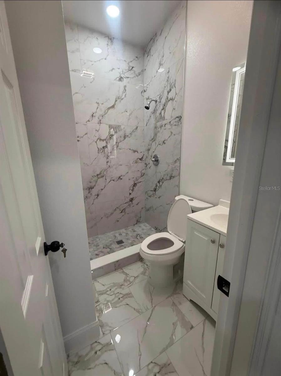 5103 E 18TH AVE, TAMPA, FL — photo 30