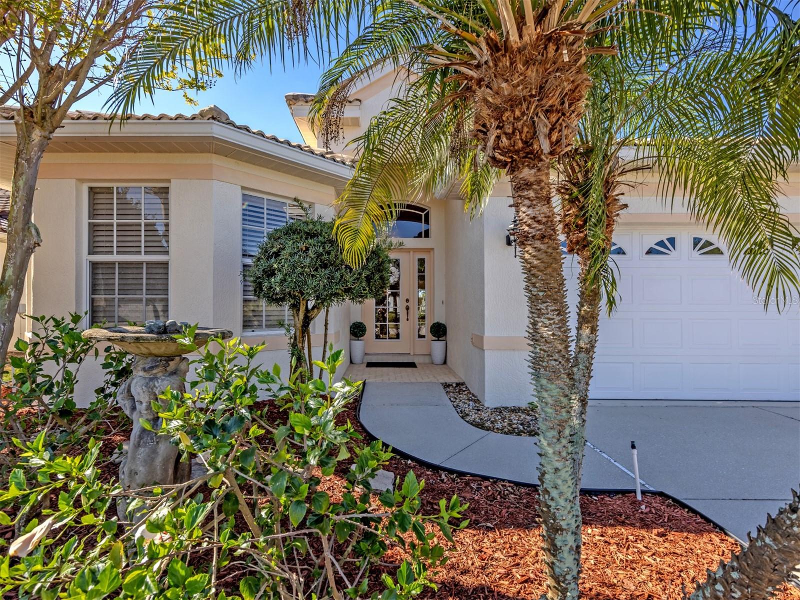 404 PINEWOOD LAKE DR, VENICE, FL — photo 2