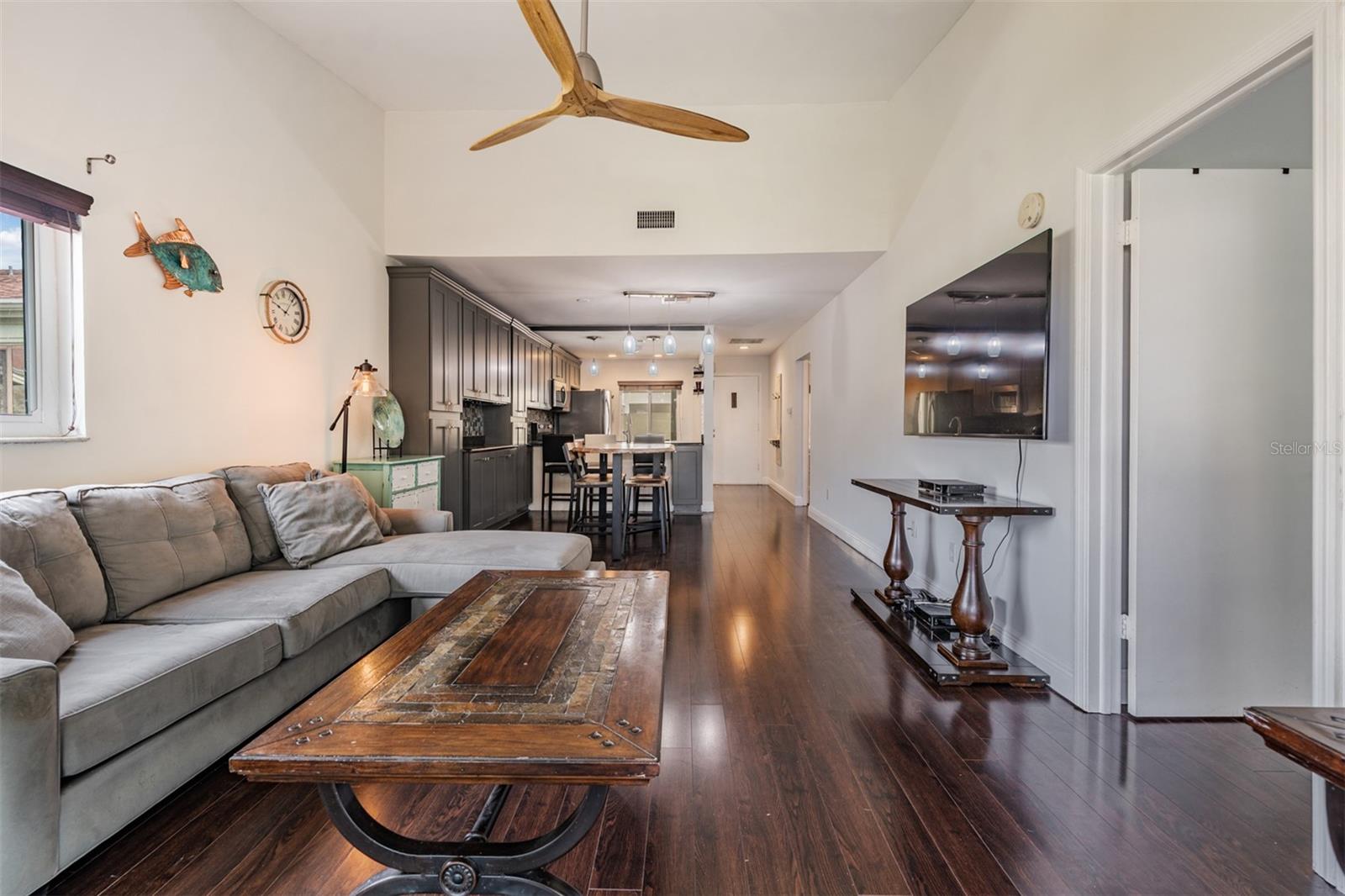 637 DRAKE LN N, DUNEDIN, FL — photo 15