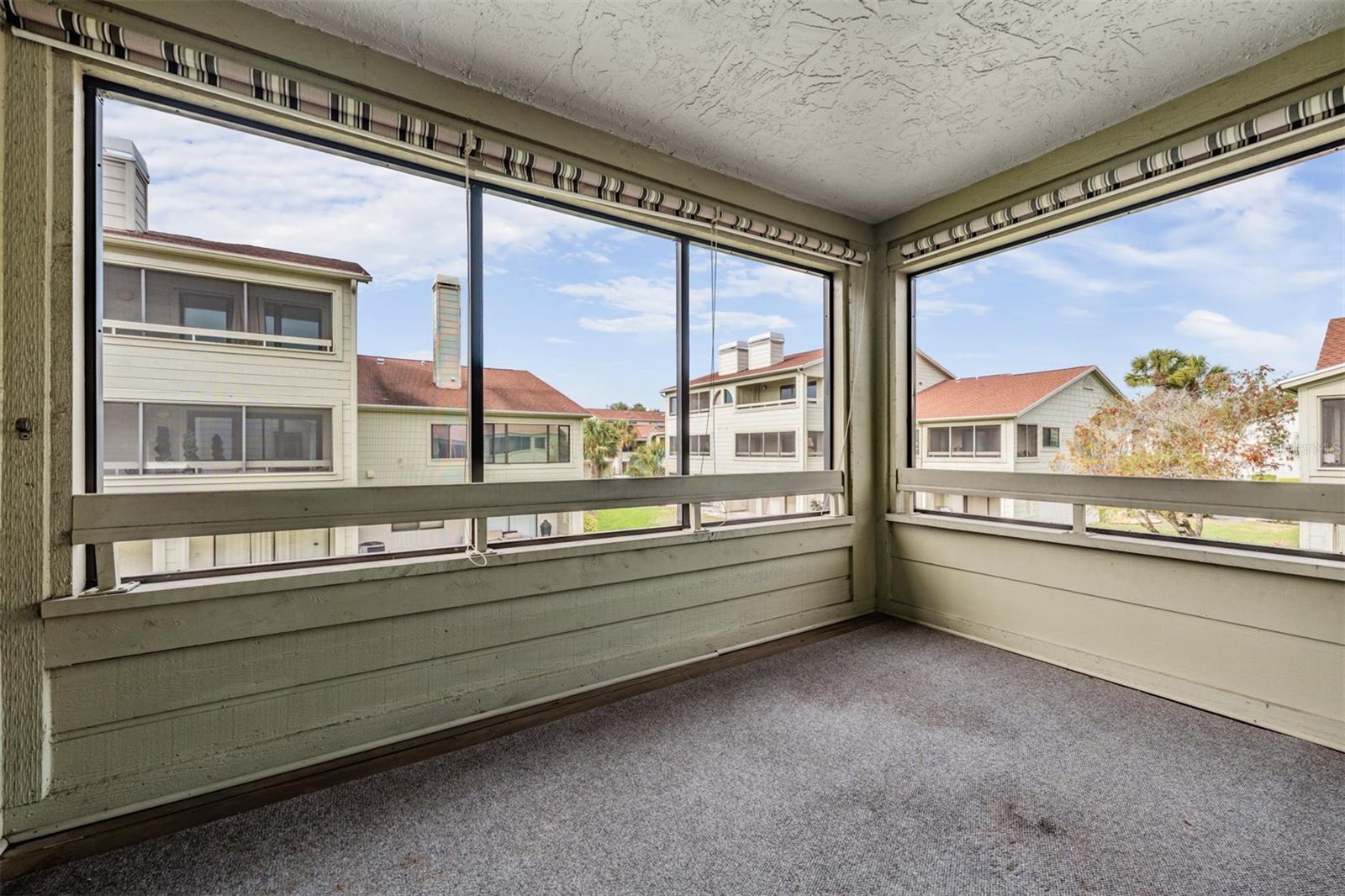637 DRAKE LN N, DUNEDIN, FL — photo 25