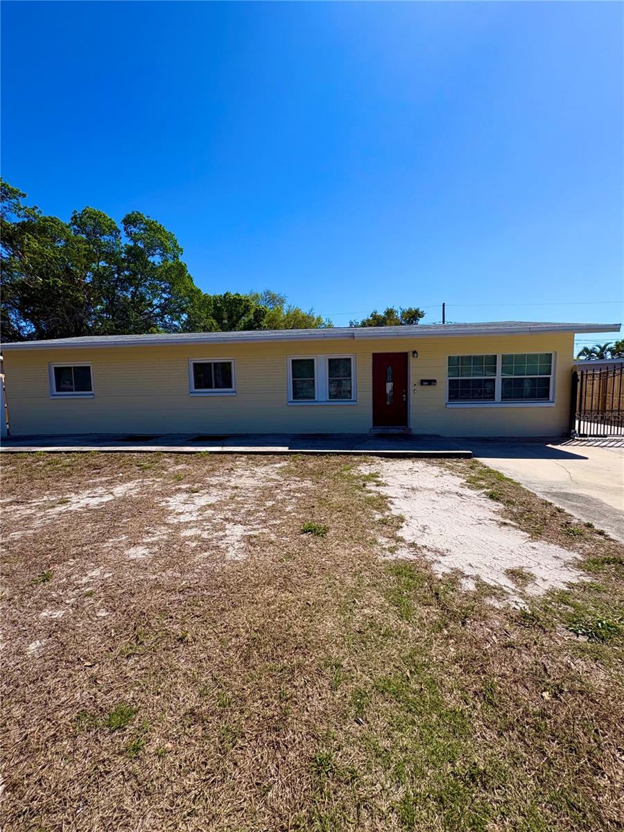 218 LEWIS BLVD SE, ST PETERSBURG, FL — photo 13