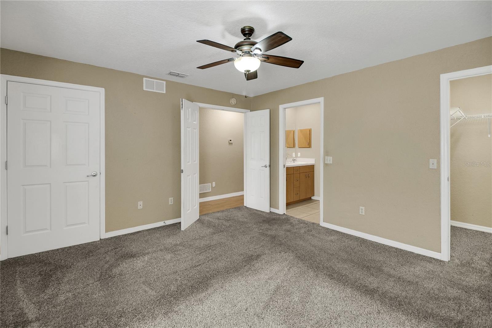 305 W FOUNTAIN ST, FRUITLAND PARK, FL — photo 37