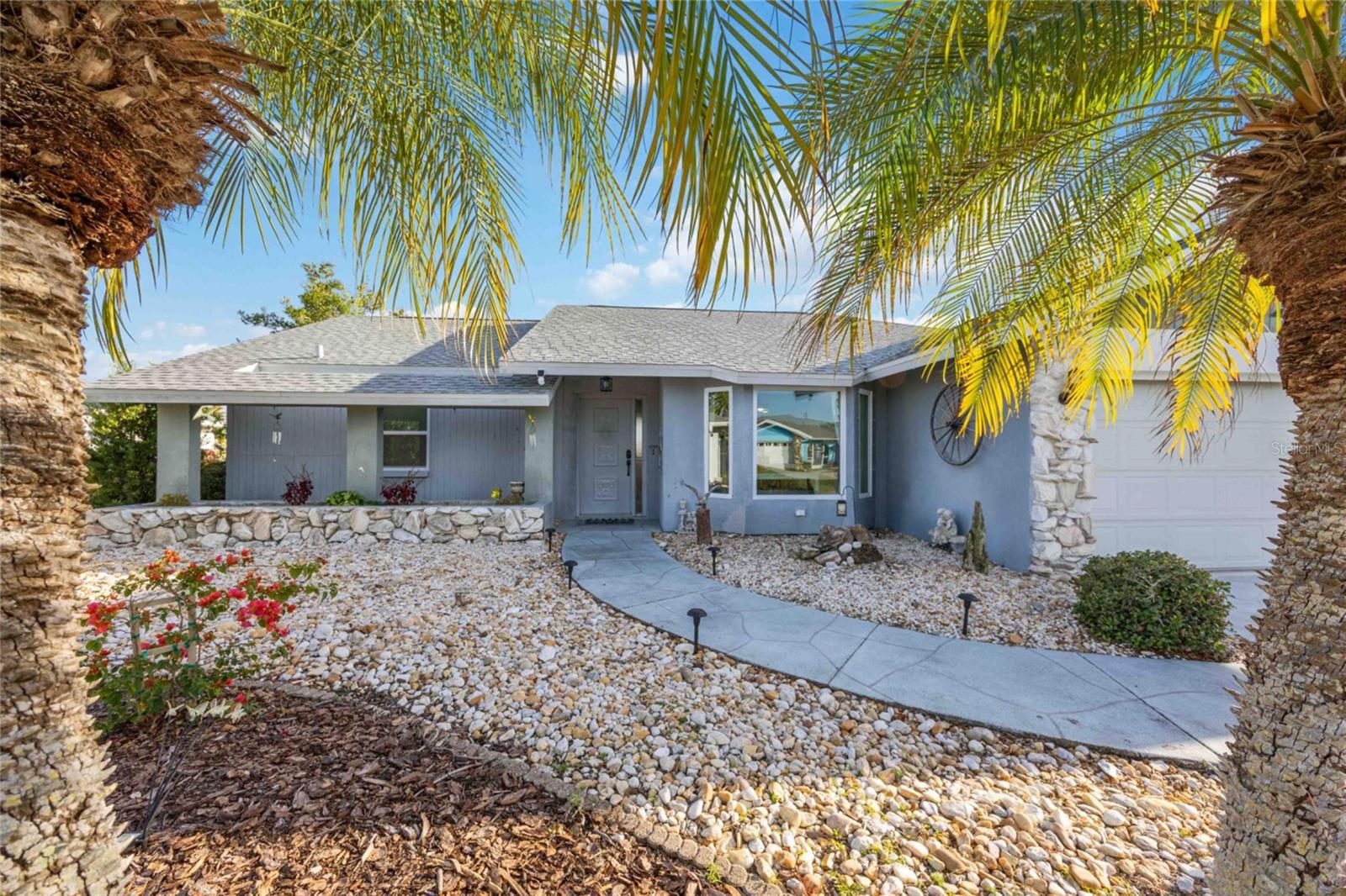 36 BUNKER CIR, ROTONDA WEST, FL