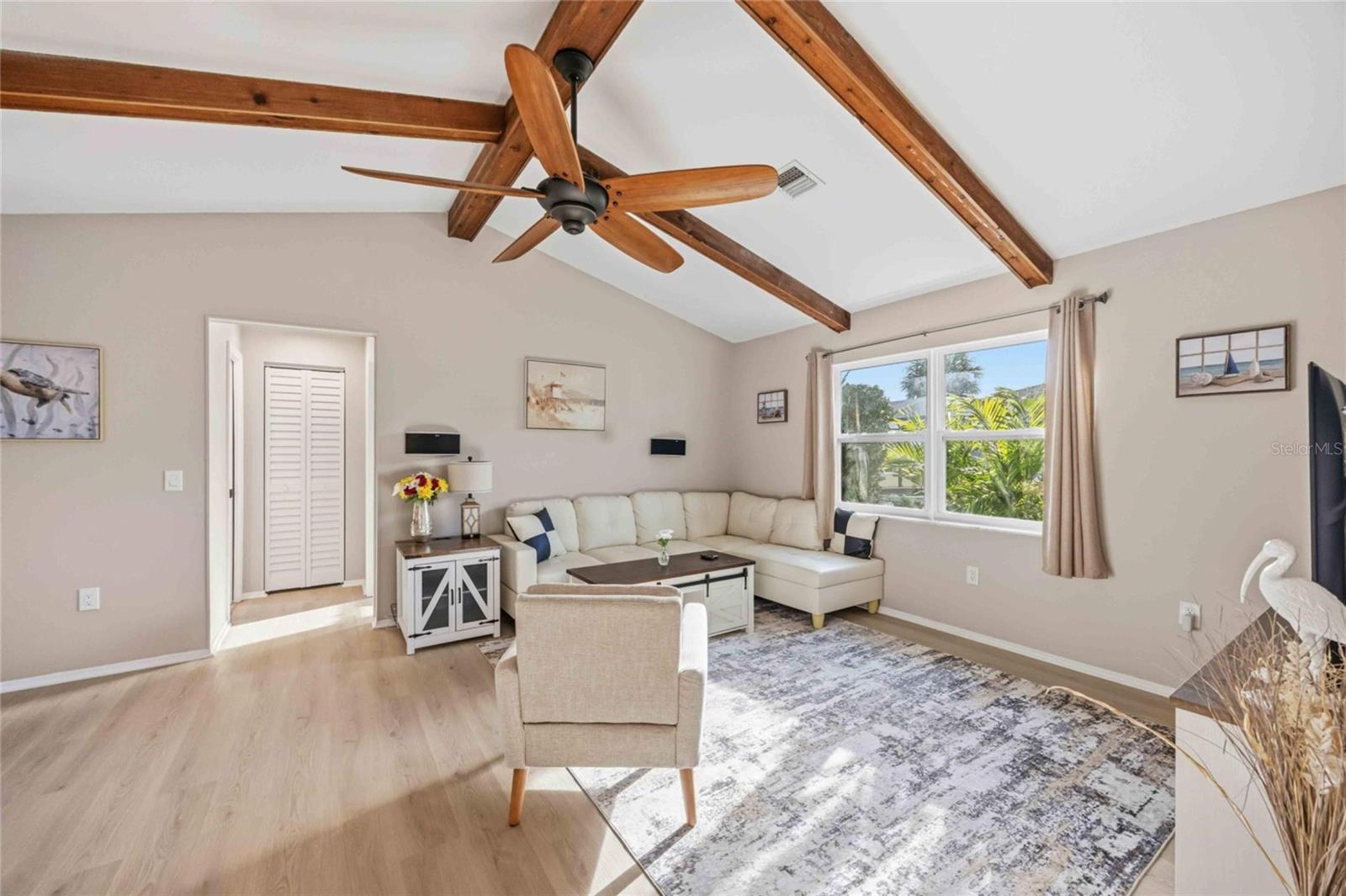 36 BUNKER CIR, ROTONDA WEST, FL — photo 16