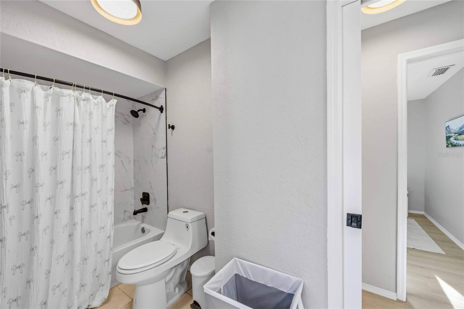 36 BUNKER CIR, ROTONDA WEST, FL — photo 22