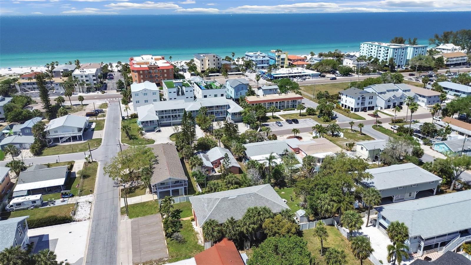 206 22ND AVE, INDIAN ROCKS BEACH, FL — photo 32