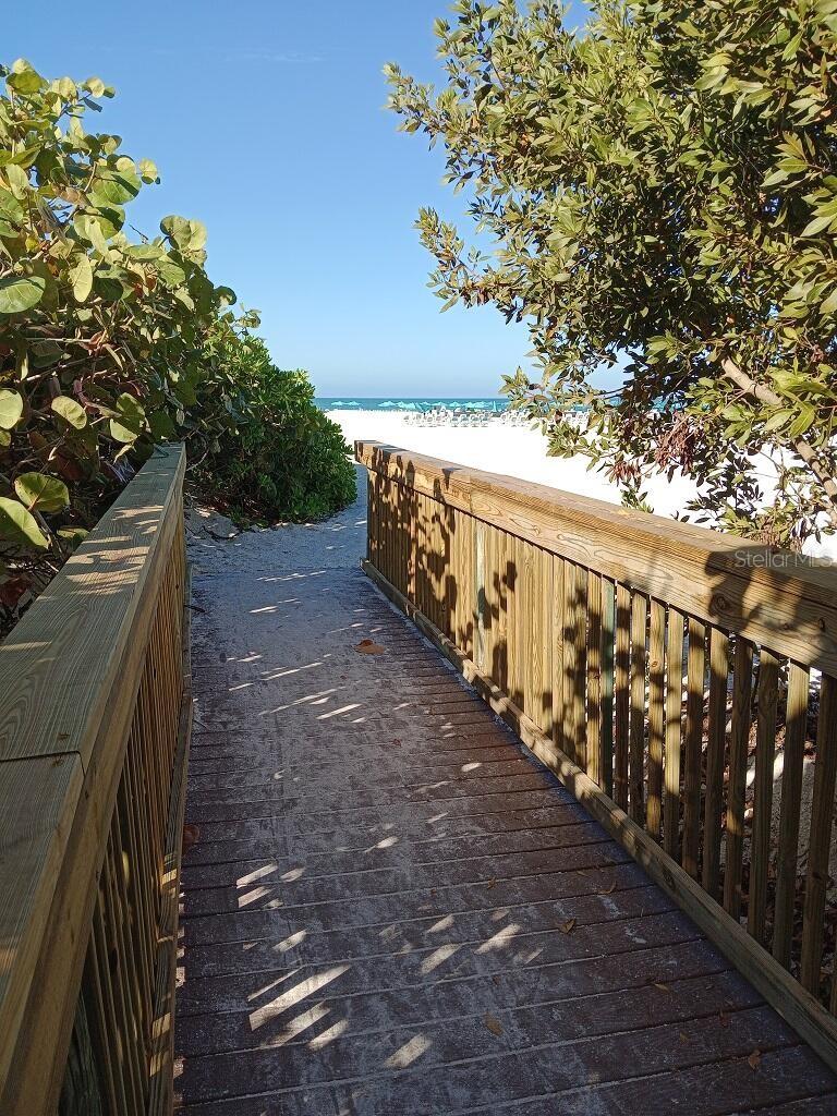 722 S BLVD OF THE PRESIDENTS #201, SARASOTA, FL — photo 8