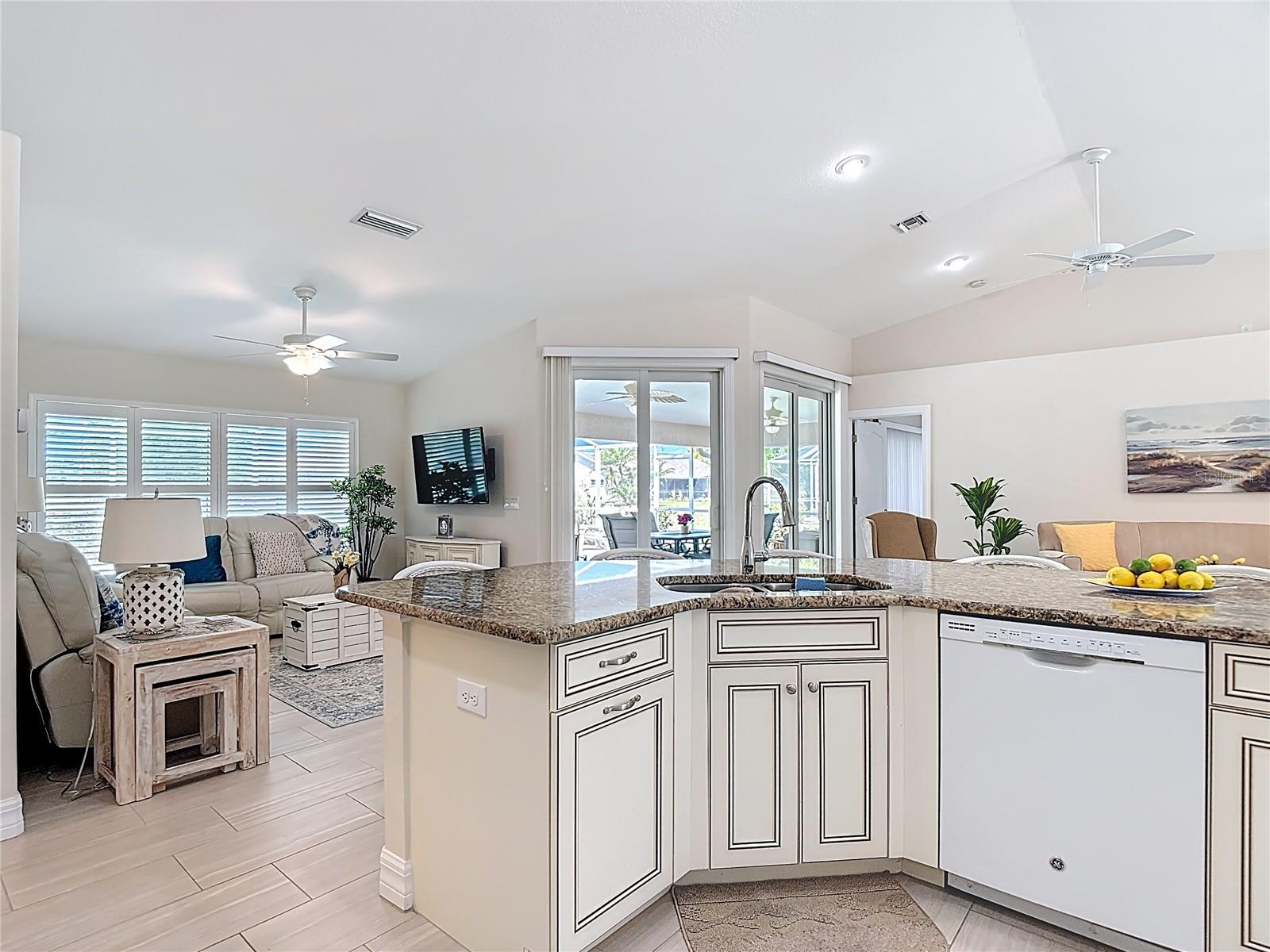 70 CLUBHOUSE RD, ROTONDA WEST, FL — photo 27
