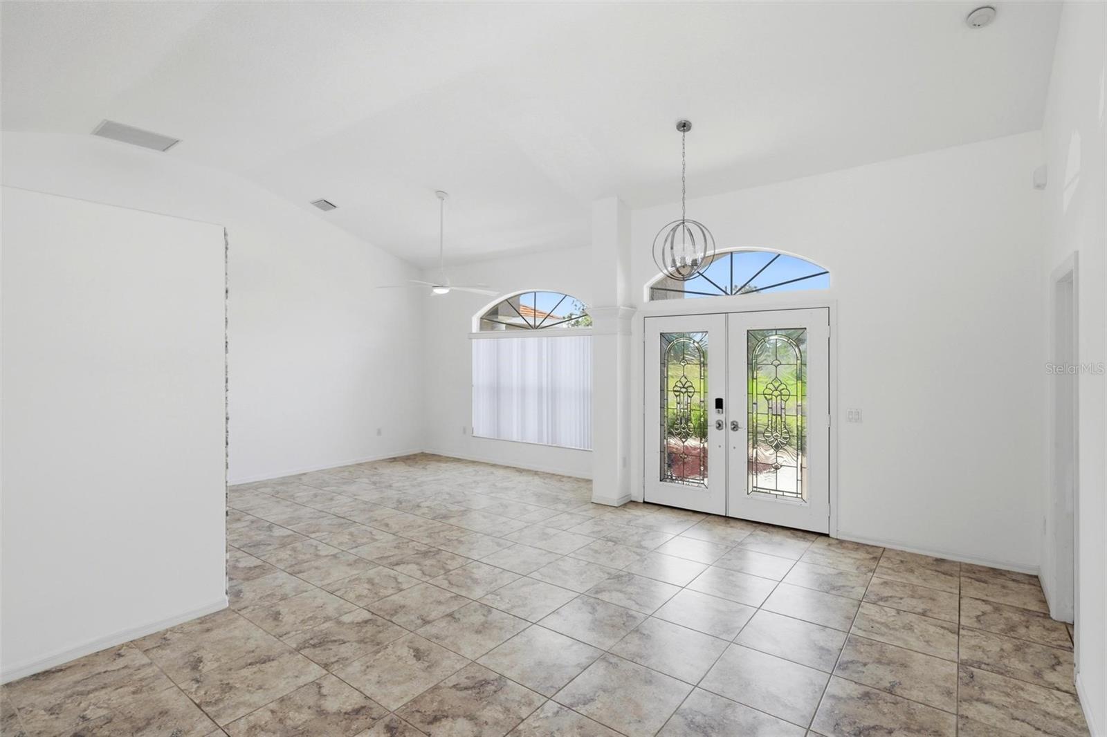 605 ROTONDA CIR, ROTONDA WEST, FL — photo 12