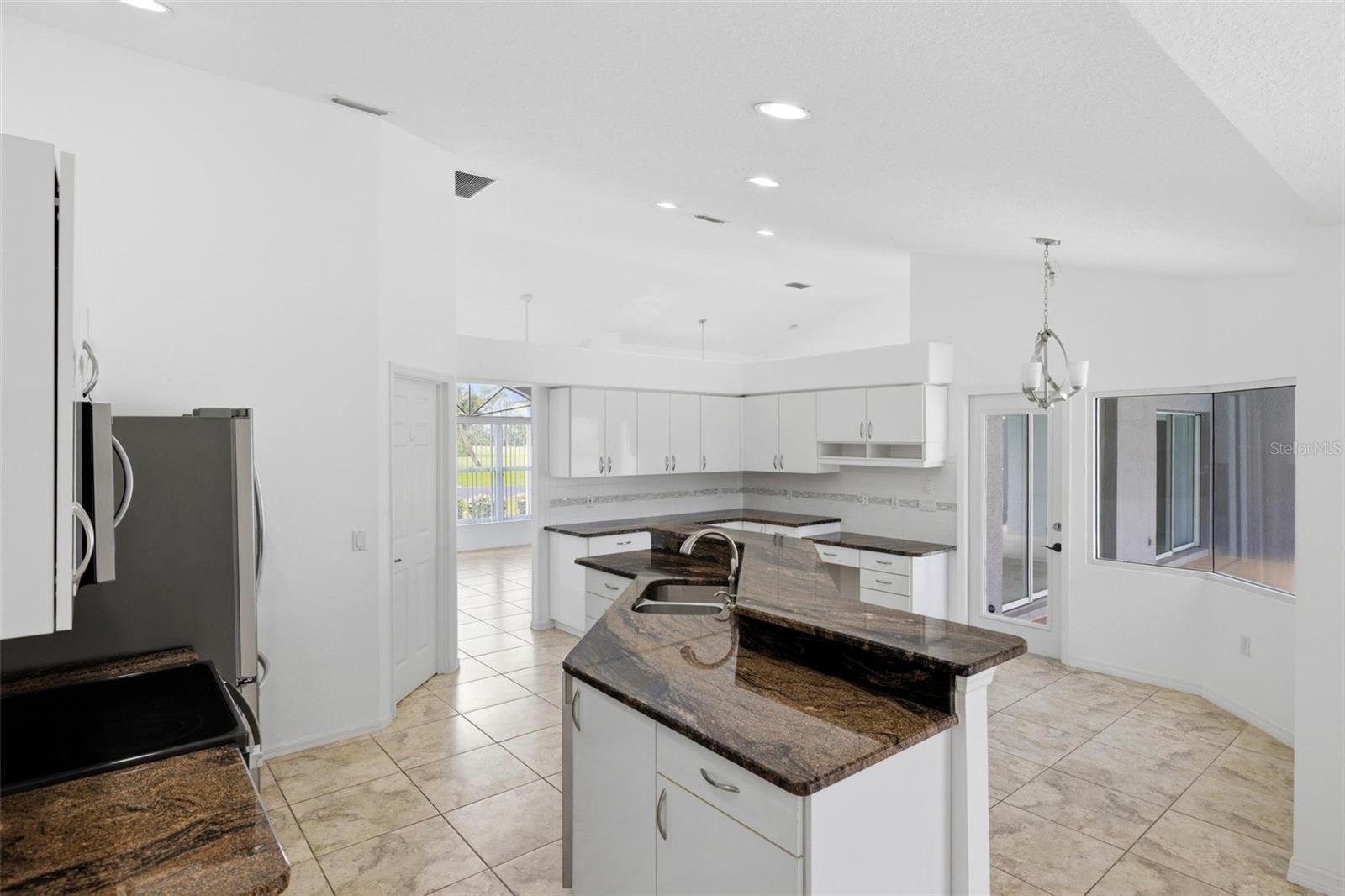 605 ROTONDA CIR, ROTONDA WEST, FL — photo 26