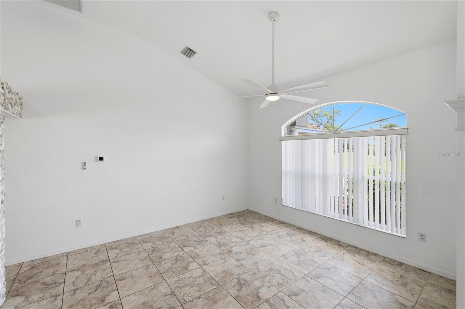 605 ROTONDA CIR, ROTONDA WEST, FL — photo 31