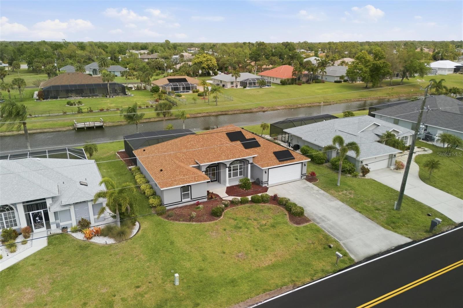 605 ROTONDA CIR, ROTONDA WEST, FL — photo 56