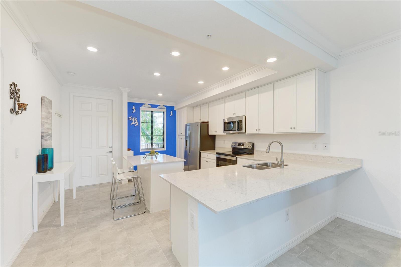 18114 GAWTHROP DR #204, BRADENTON, FL — photo 13