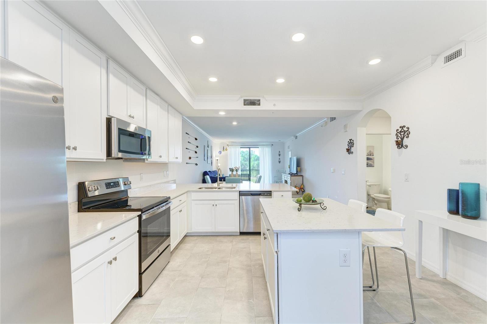 18114 GAWTHROP DR #204, BRADENTON, FL — photo 17