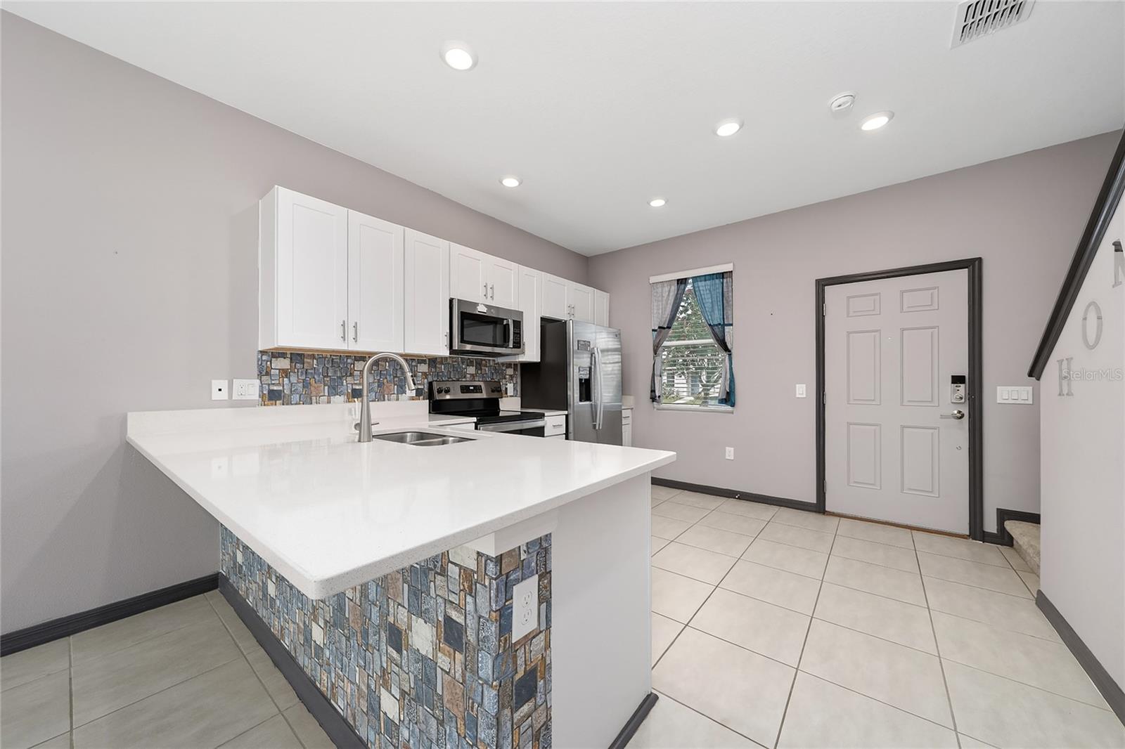 2060 VIEWFINDER ST, KISSIMMEE, FL — photo 10