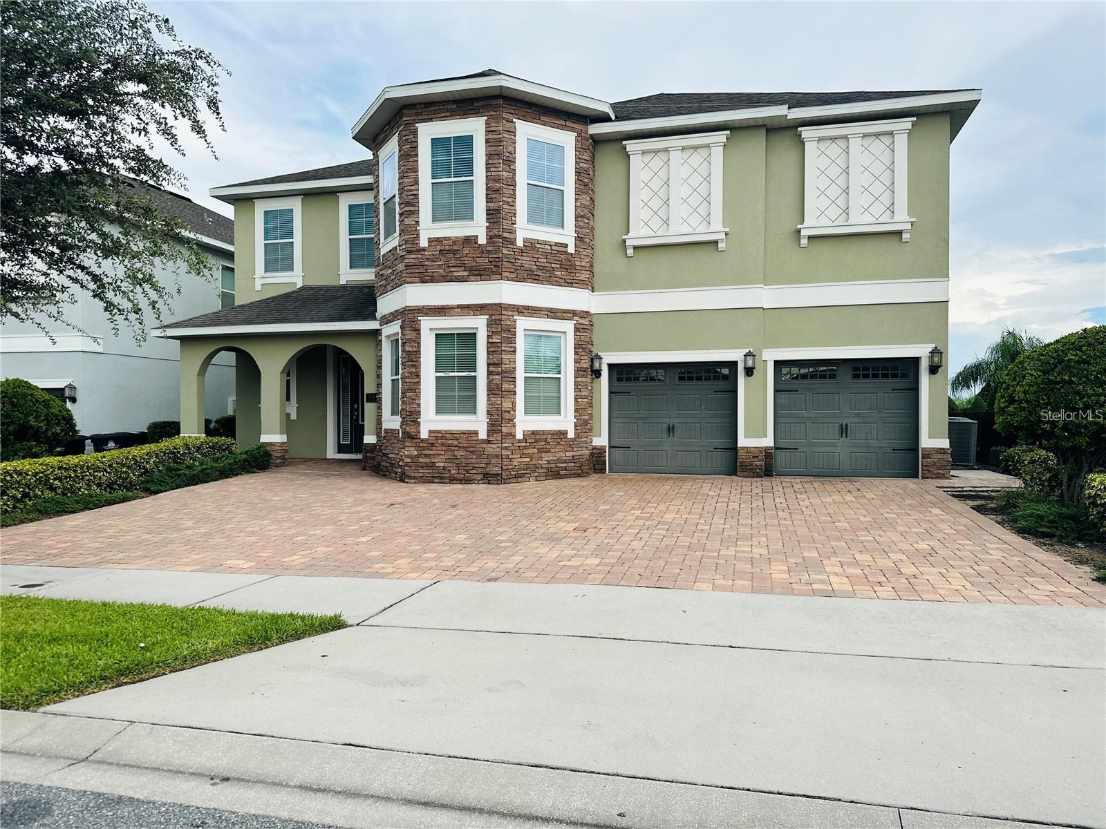 241 FALLS DR, KISSIMMEE, FL