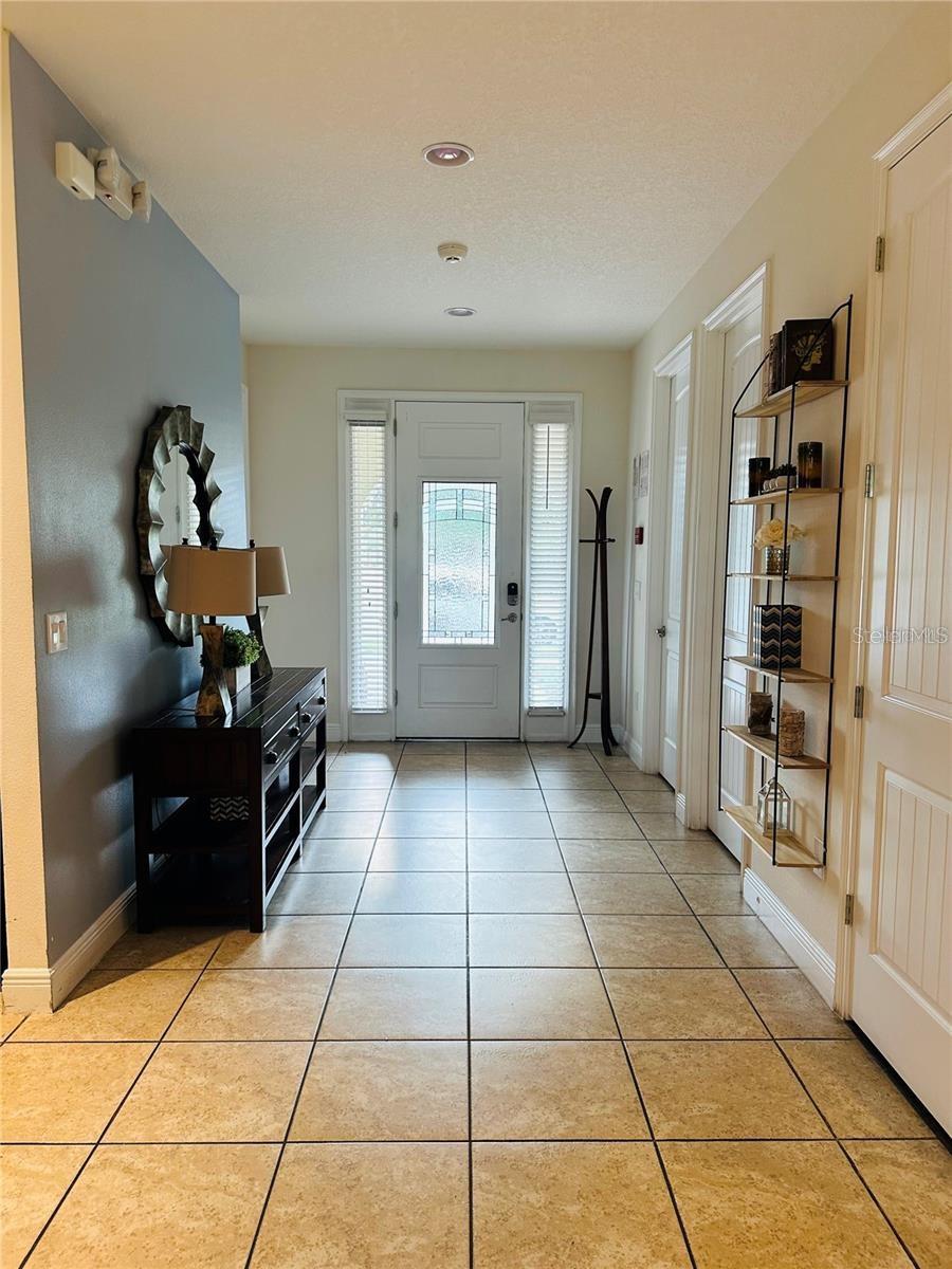 241 FALLS DR, KISSIMMEE, FL — photo 27