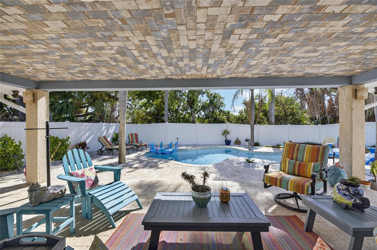 931 GULF BLVD, BELLEAIR BEACH, FL — photo 2