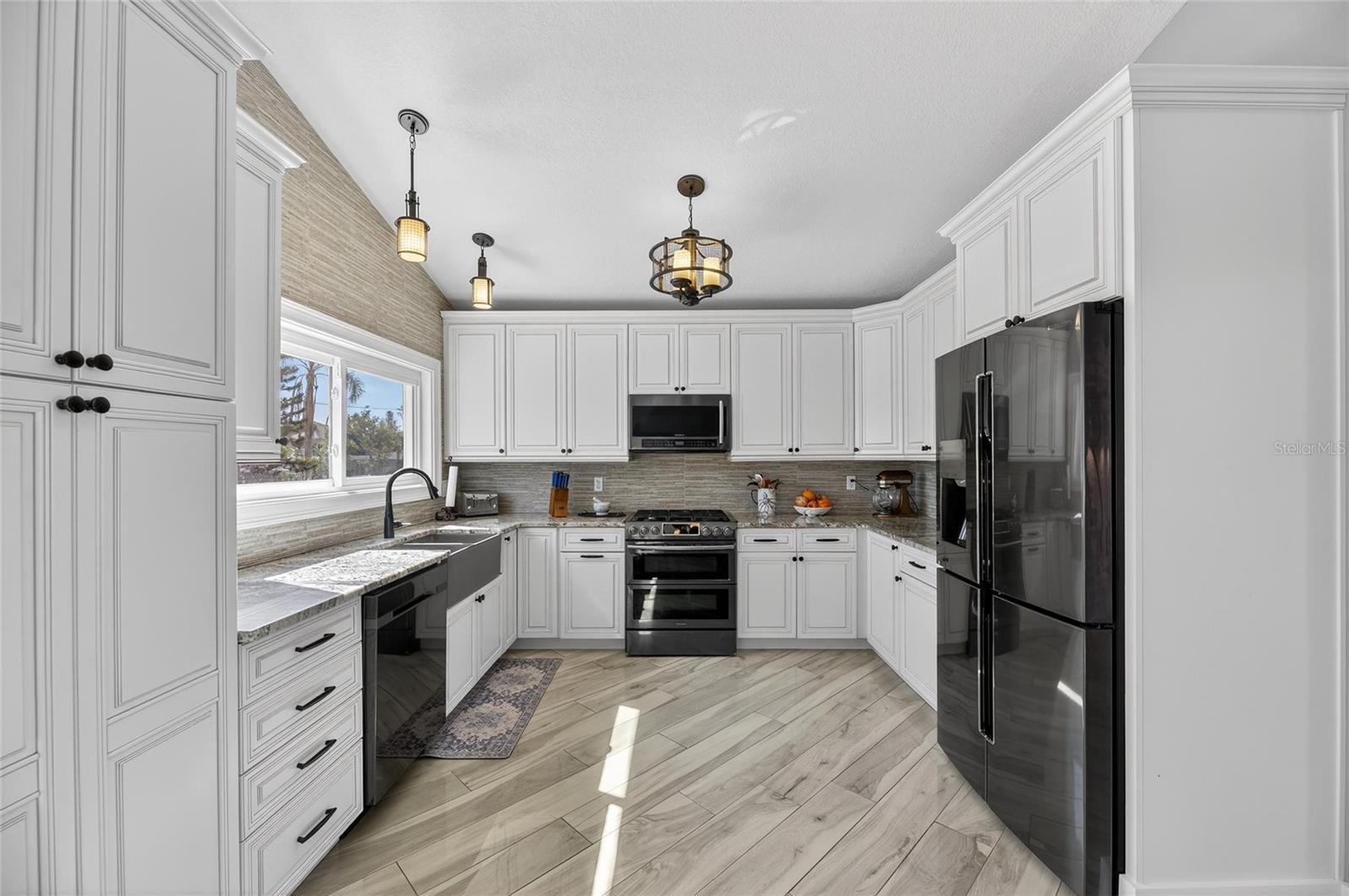 931 GULF BLVD, BELLEAIR BEACH, FL — photo 58