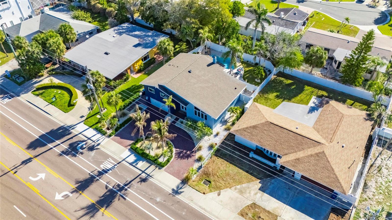 931 GULF BLVD, BELLEAIR BEACH, FL — photo 85