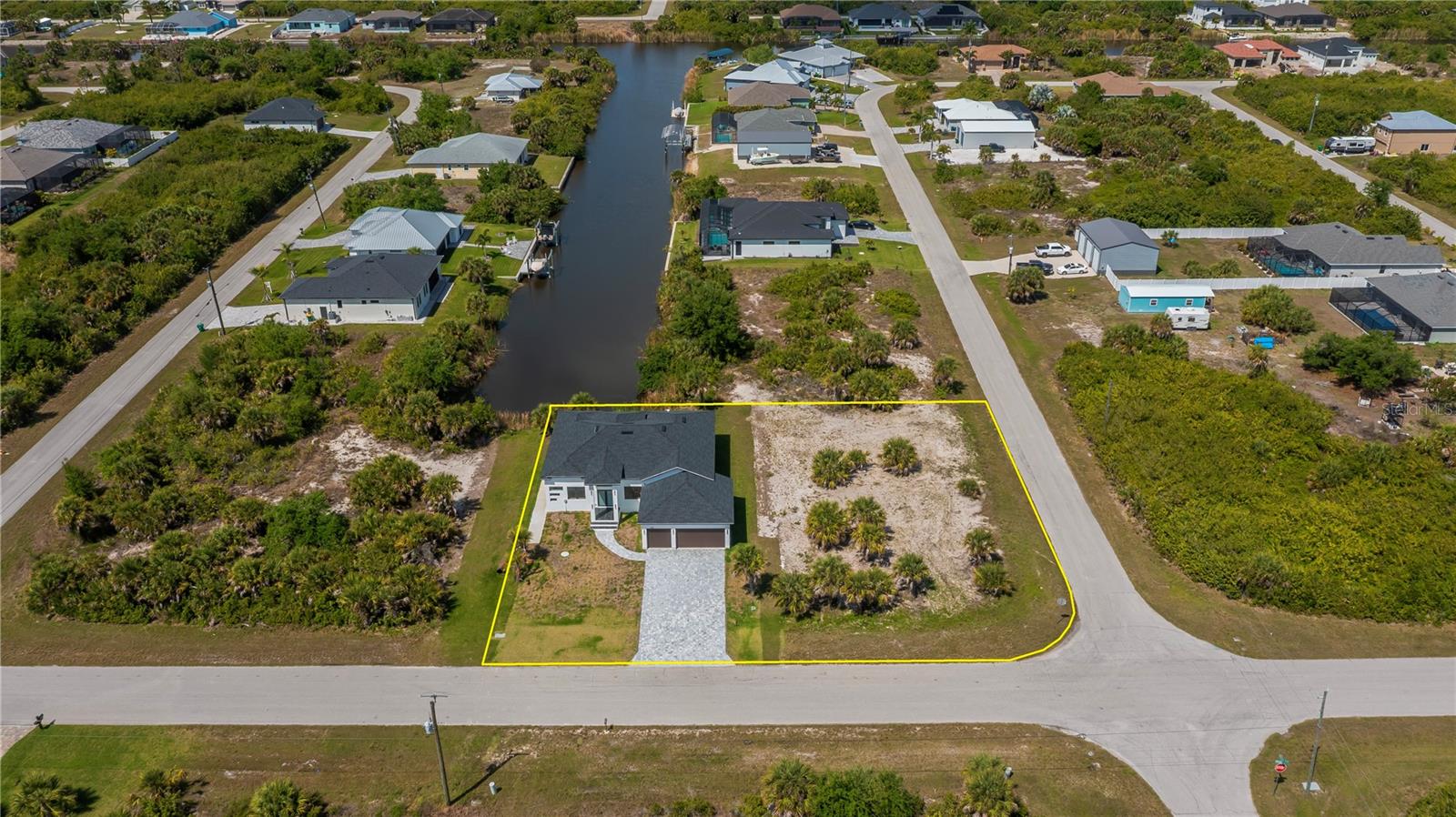 10165 & 10157 KINGSVILLE DR, PORT CHARLOTTE, FL — photo 9