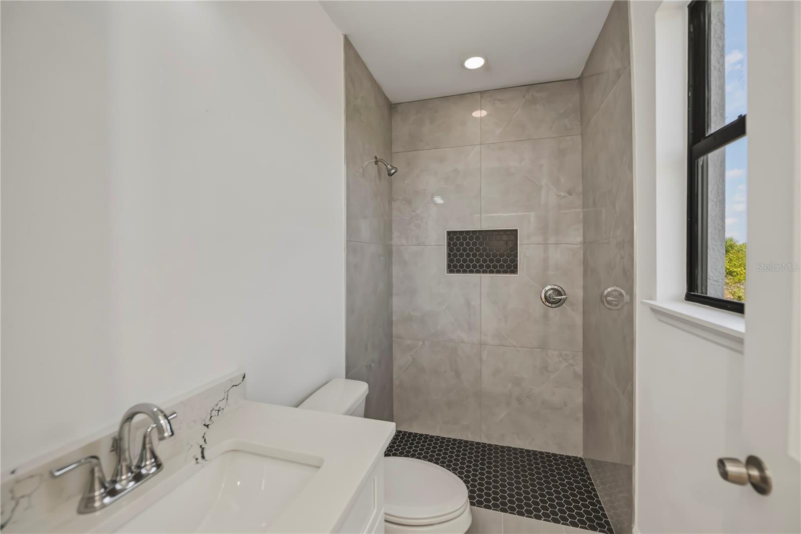 10165 & 10157 KINGSVILLE DR, PORT CHARLOTTE, FL — photo 37