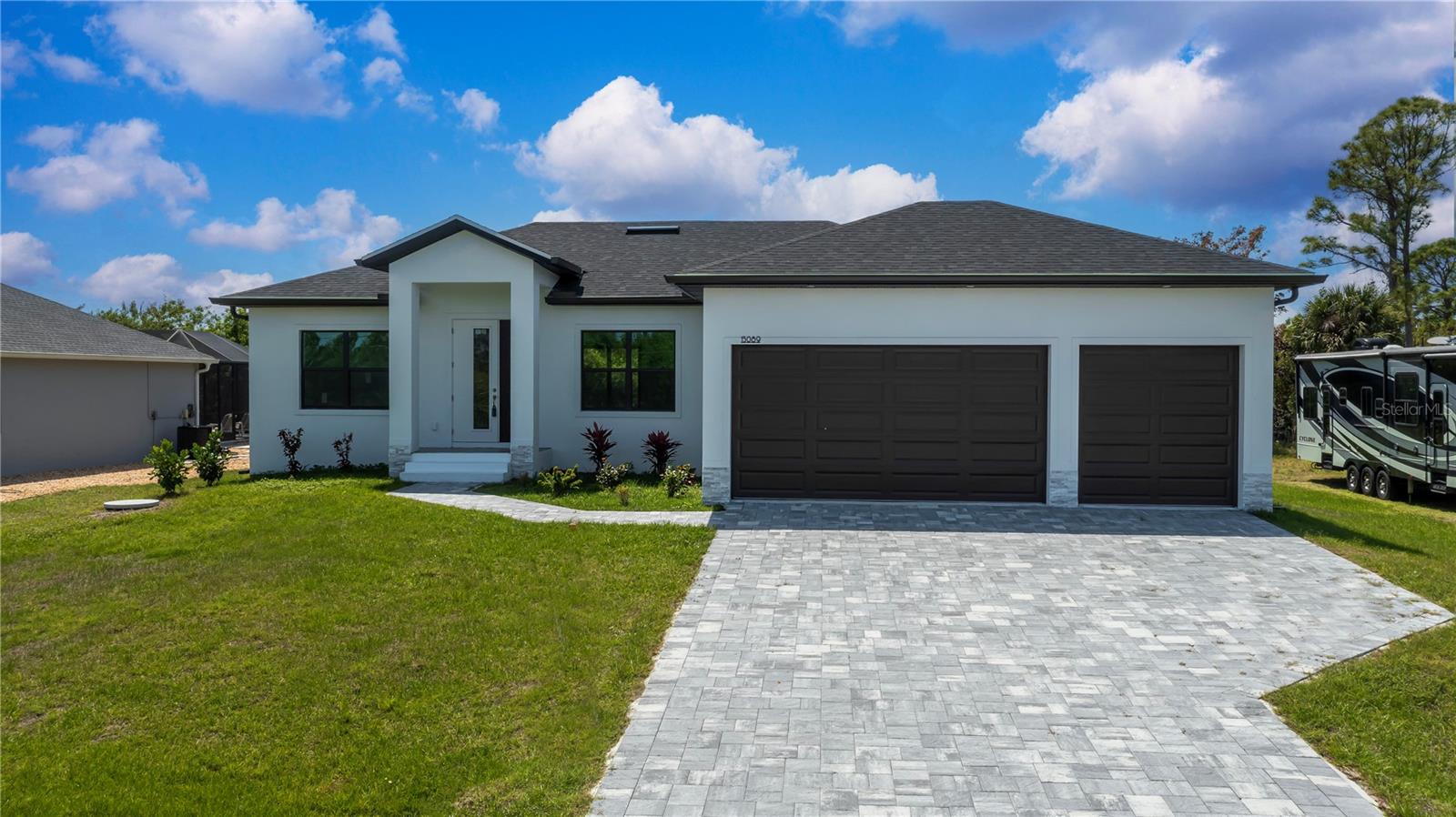 15089 ALDAMA CIR, PORT CHARLOTTE, FL