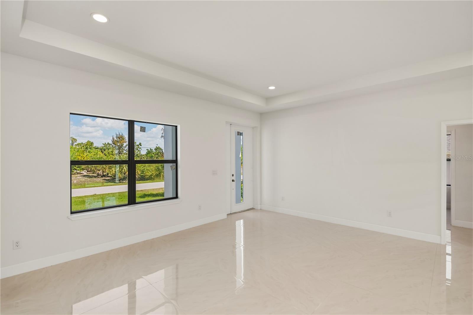 15089 ALDAMA CIR, PORT CHARLOTTE, FL — photo 13