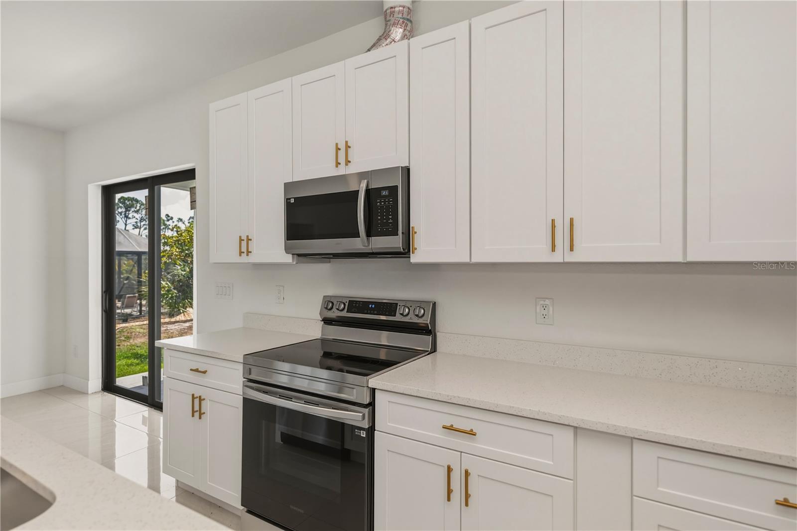 15089 ALDAMA CIR, PORT CHARLOTTE, FL — photo 18