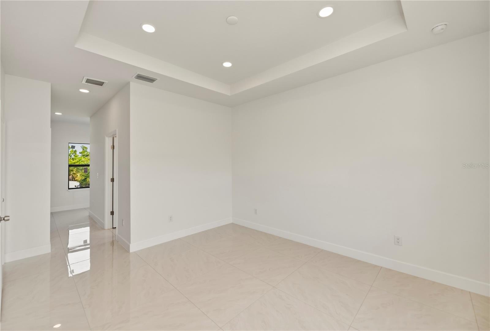 15089 ALDAMA CIR, PORT CHARLOTTE, FL — photo 20