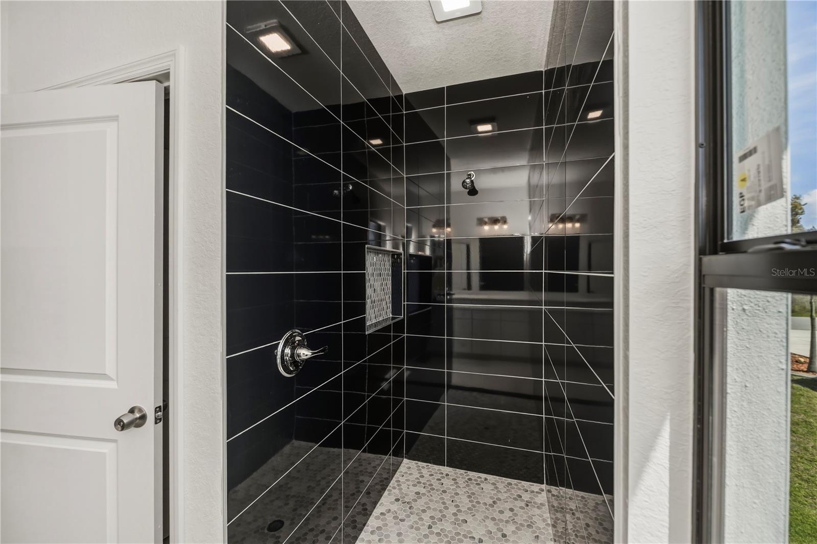 15089 ALDAMA CIR, PORT CHARLOTTE, FL — photo 23
