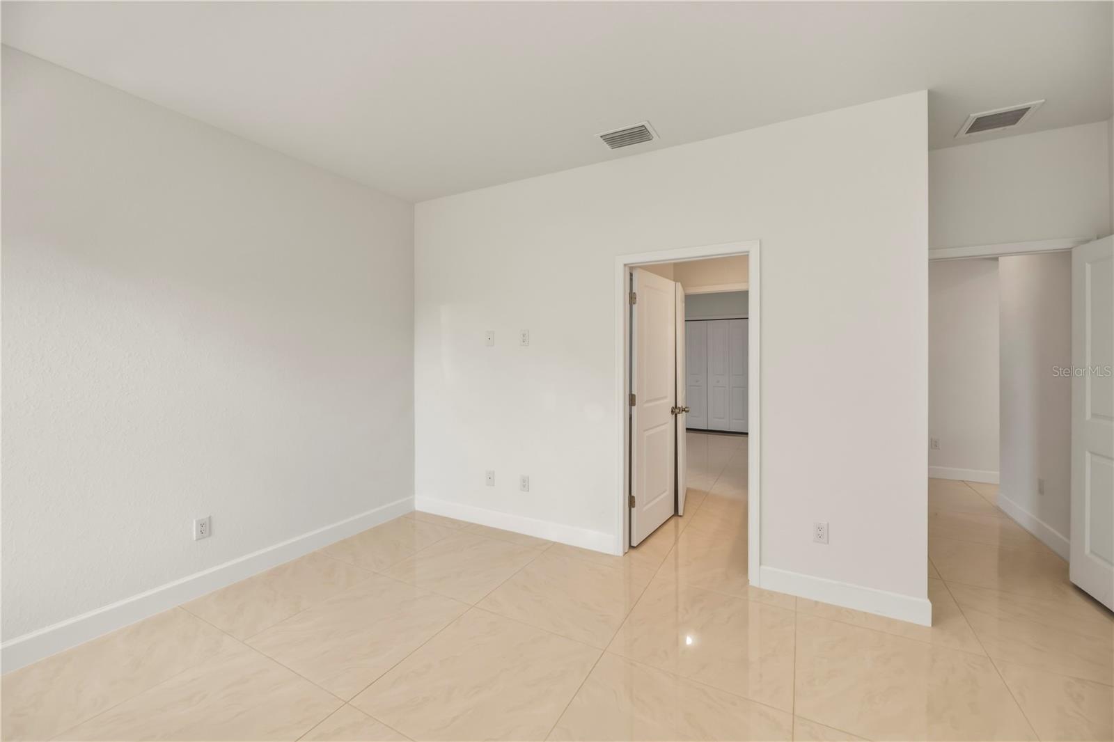 15089 ALDAMA CIR, PORT CHARLOTTE, FL — photo 28