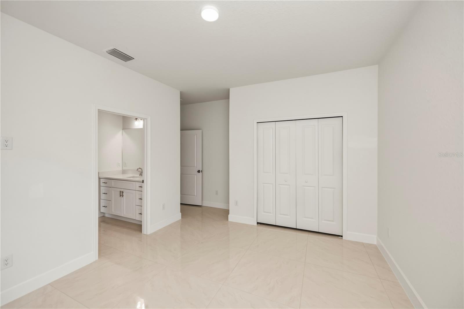 15089 ALDAMA CIR, PORT CHARLOTTE, FL — photo 27