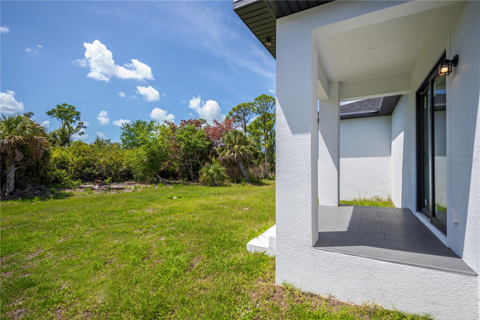 15089 ALDAMA CIR, PORT CHARLOTTE, FL — photo 36