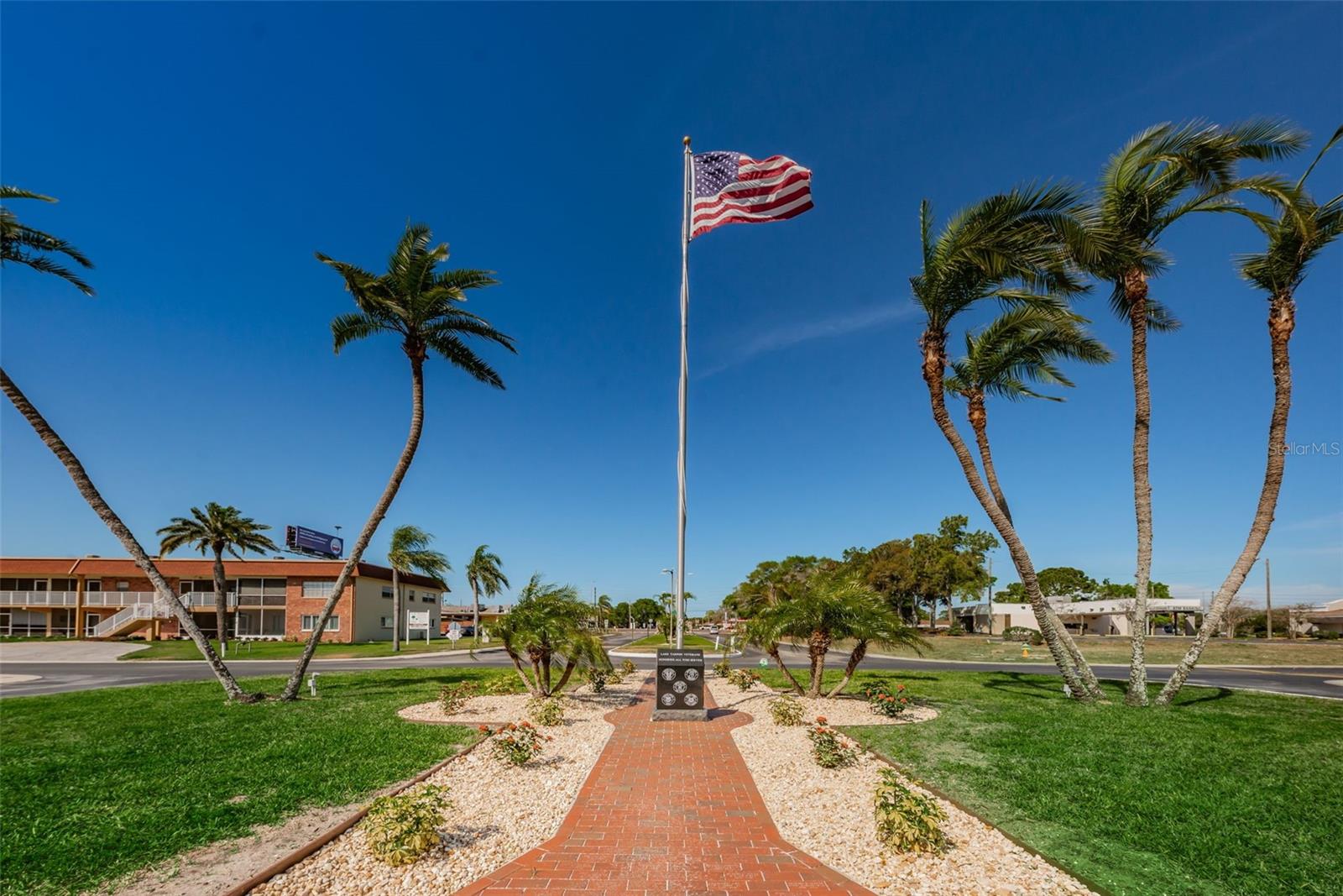 29 CONCORD LN #11, PALM HARBOR, FL — photo 44