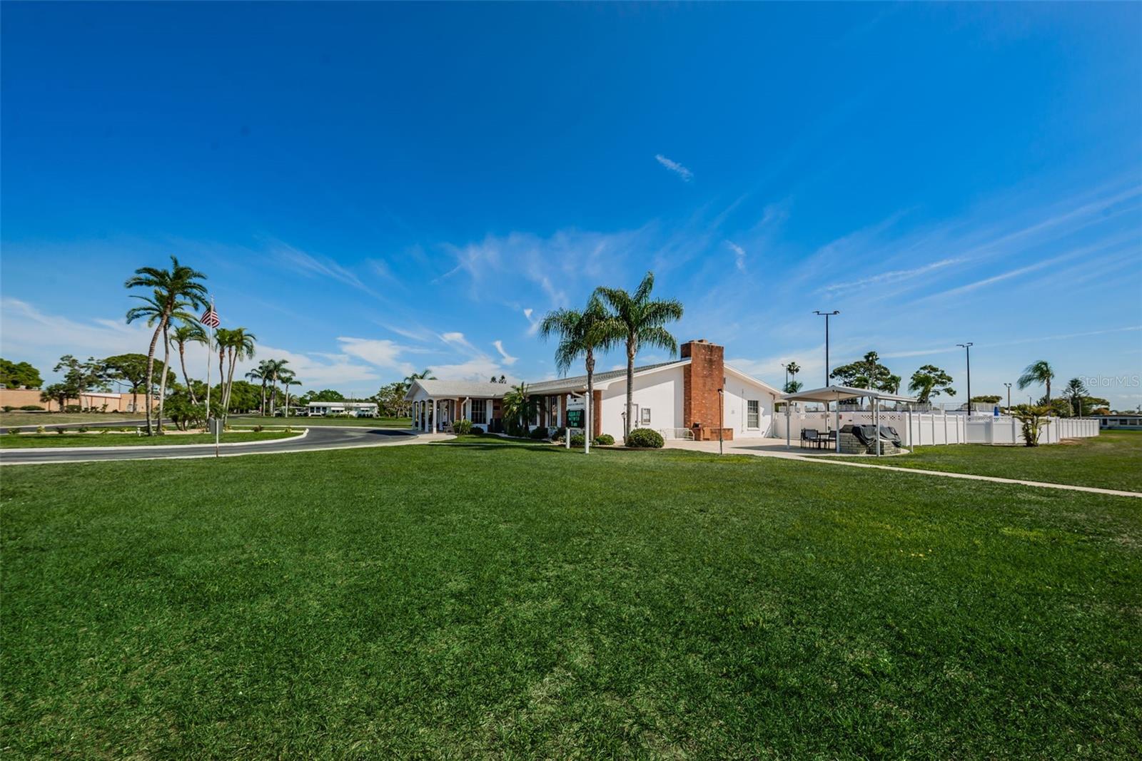 29 CONCORD LN #11, PALM HARBOR, FL — photo 45