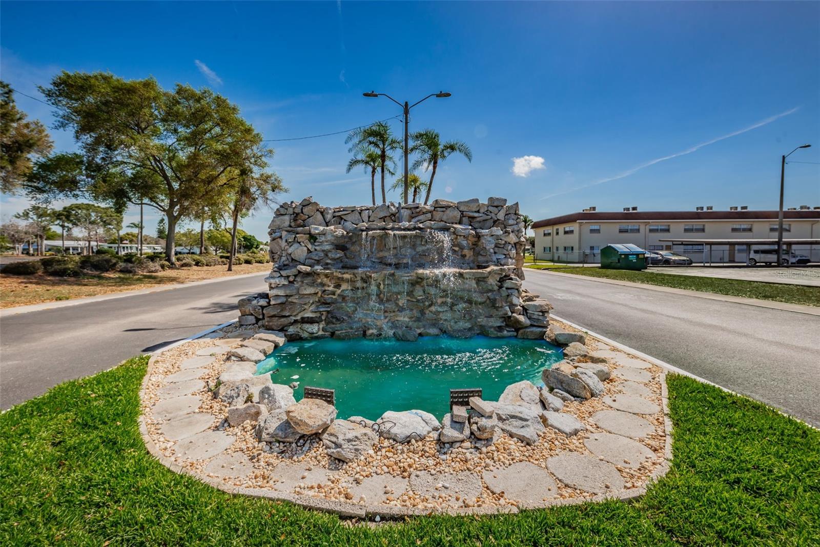 29 CONCORD LN #11, PALM HARBOR, FL — photo 87