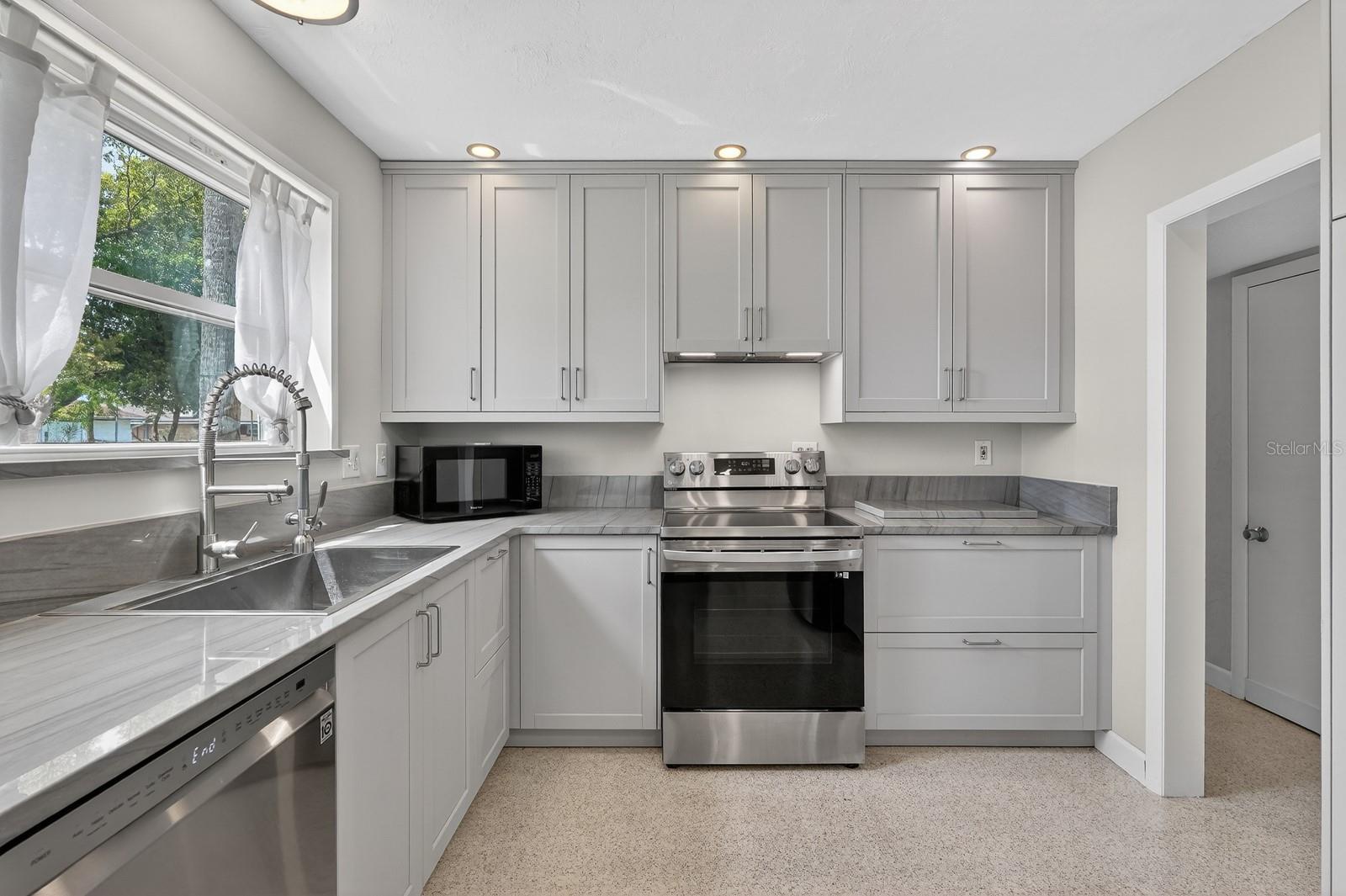 1238 SUWANEE RD, DAYTONA BEACH, FL — photo 17