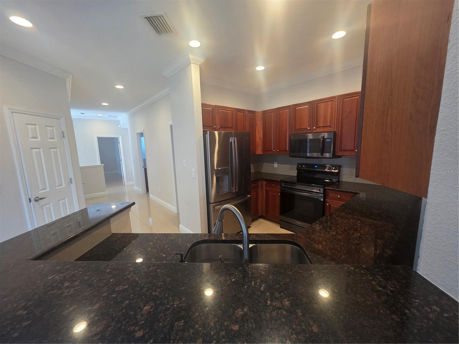 240 W END DR #1323, PUNTA GORDA, FL — photo 13