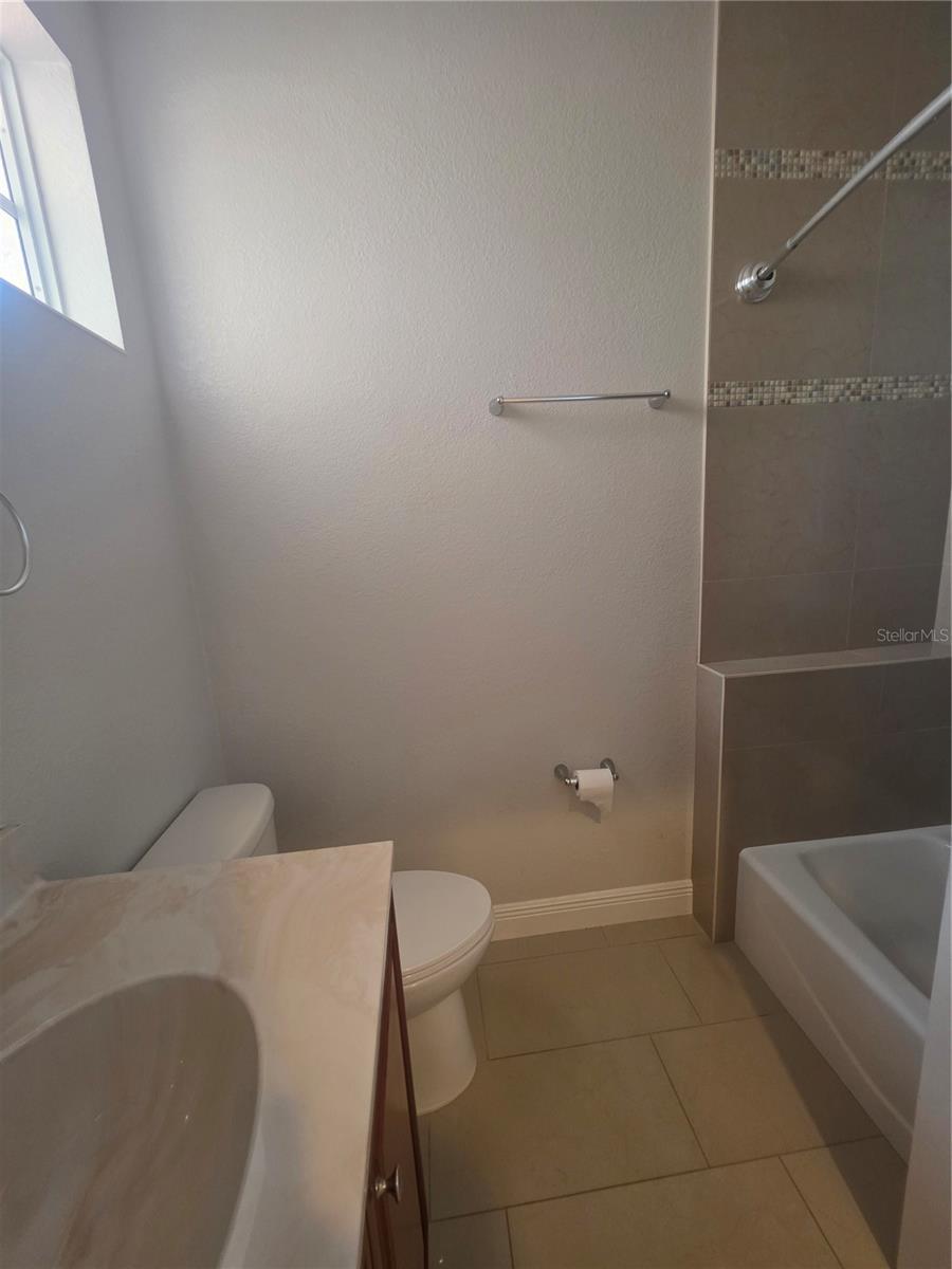 240 W END DR #1323, PUNTA GORDA, FL — photo 27