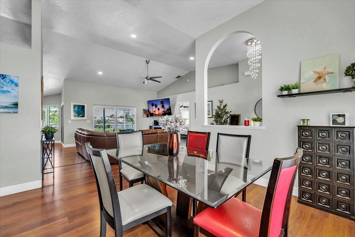6308 ZENO CIR, PORT CHARLOTTE, FL — photo 8
