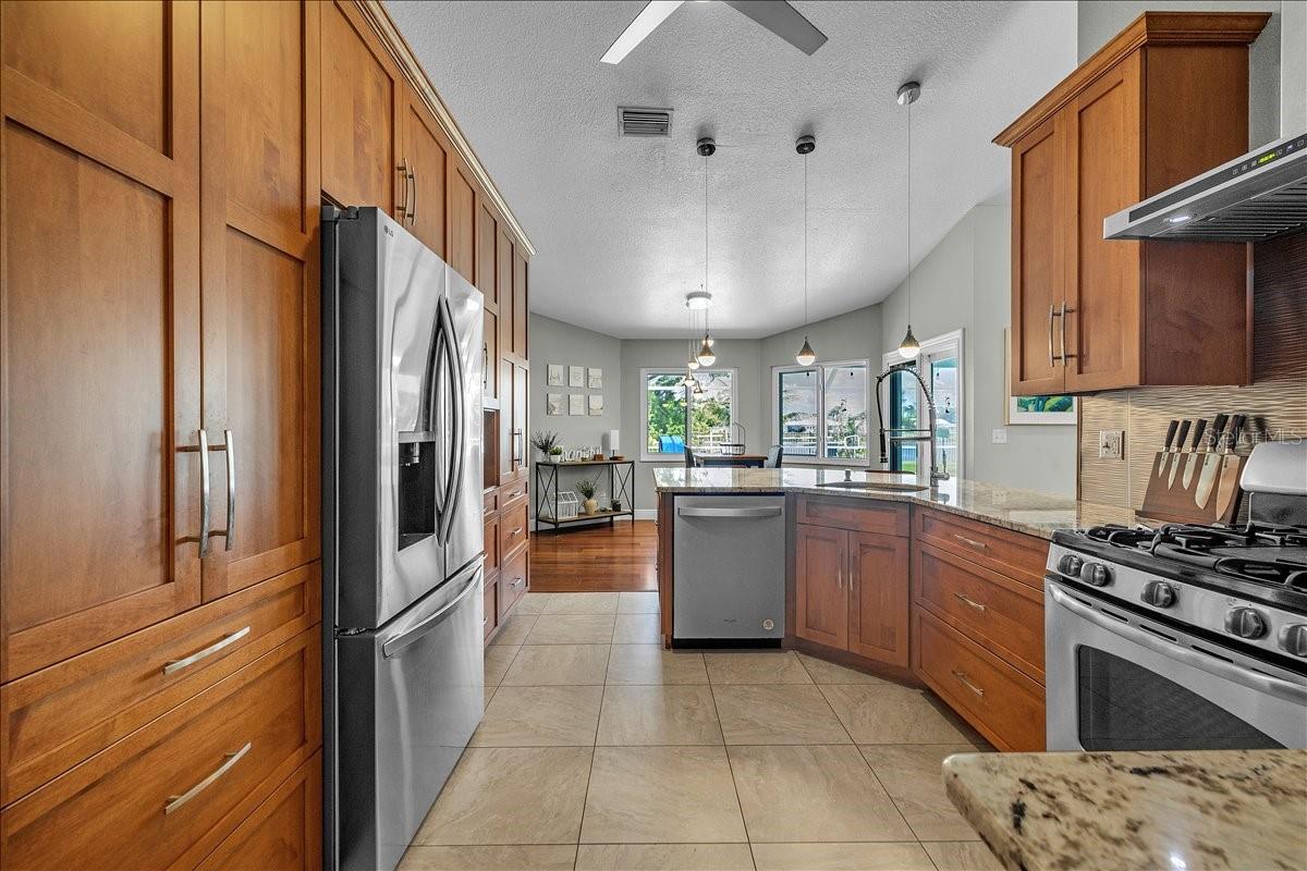 6308 ZENO CIR, PORT CHARLOTTE, FL — photo 13