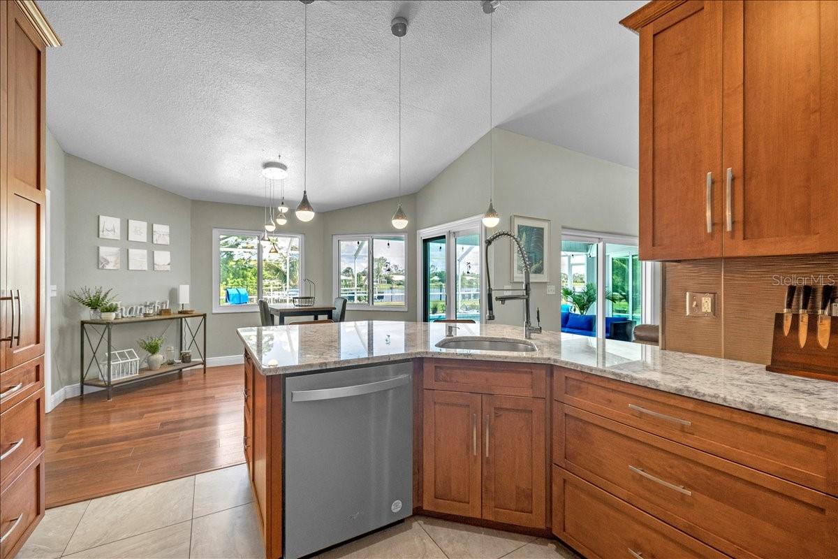 6308 ZENO CIR, PORT CHARLOTTE, FL — photo 14