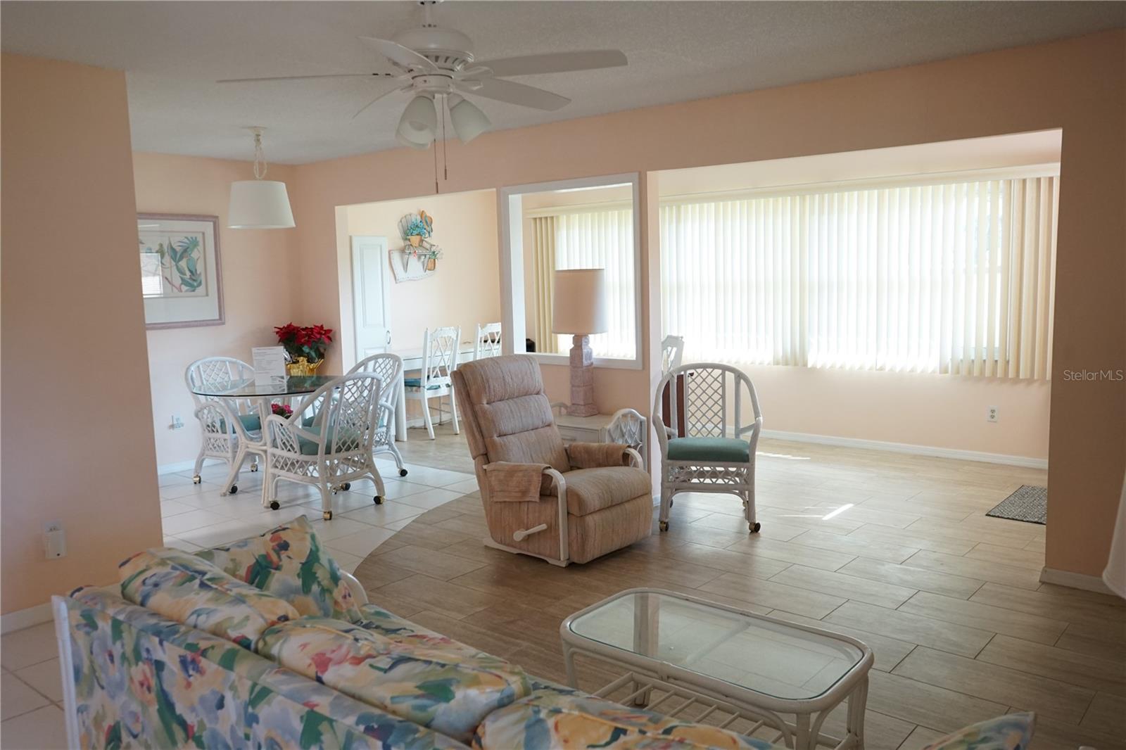 1901 CANTERBURY LN #4, SUN CITY CENTER, FL — photo 5