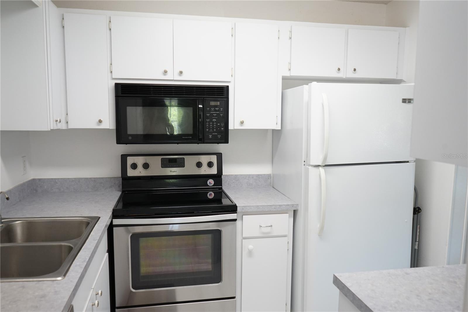 1901 CANTERBURY LN #4, SUN CITY CENTER, FL — photo 12