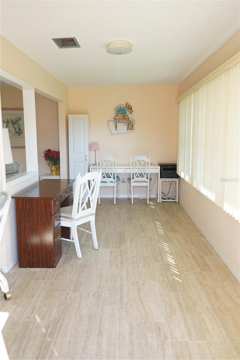 1901 CANTERBURY LN #4, SUN CITY CENTER, FL — photo 13