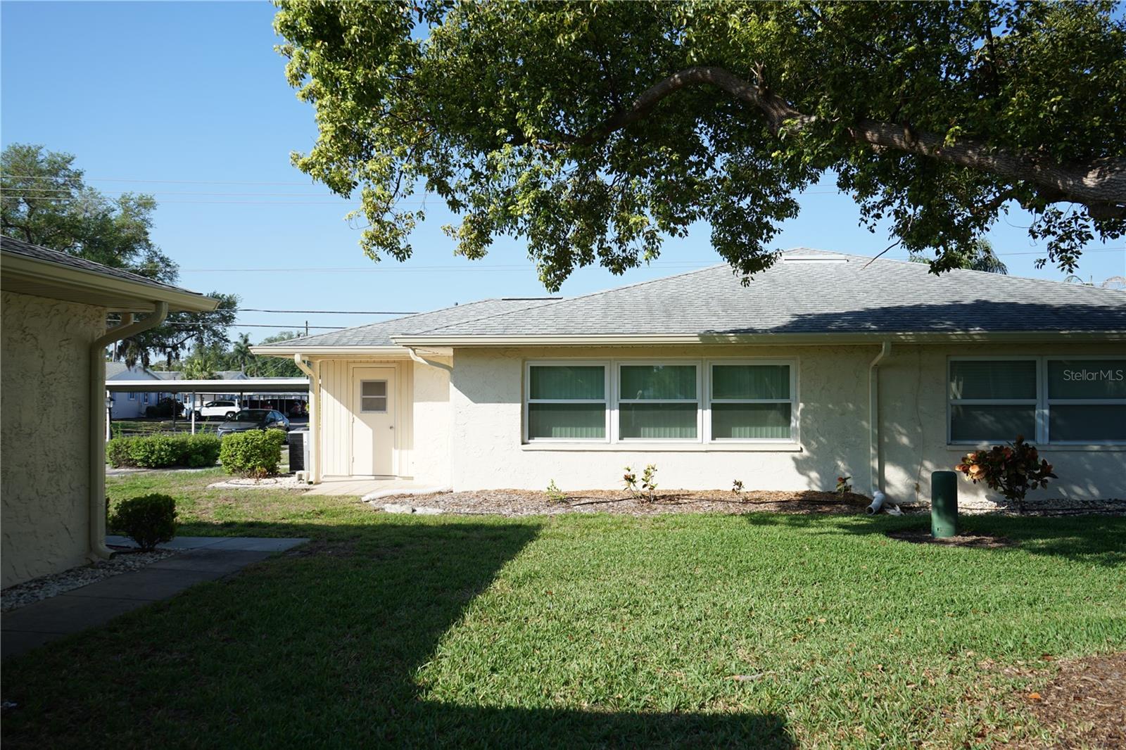1901 CANTERBURY LN #4, SUN CITY CENTER, FL — photo 30