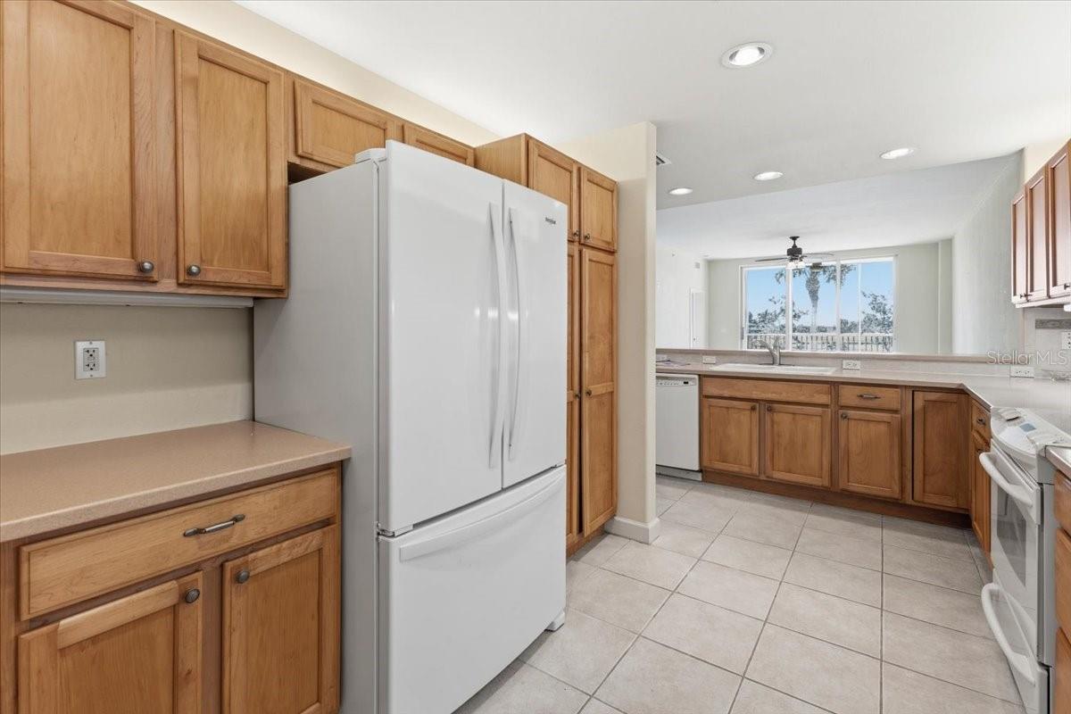 10045 LINKS LN #203, ROTONDA WEST, FL — photo 7