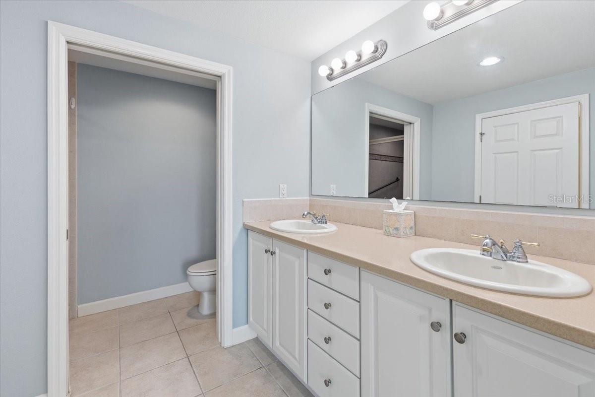 10045 LINKS LN #203, ROTONDA WEST, FL — photo 21
