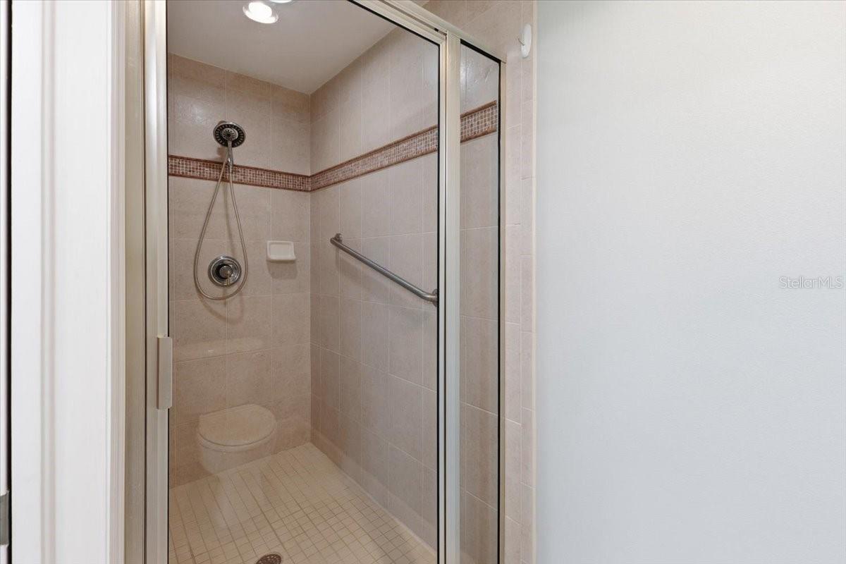 10045 LINKS LN #203, ROTONDA WEST, FL — photo 22